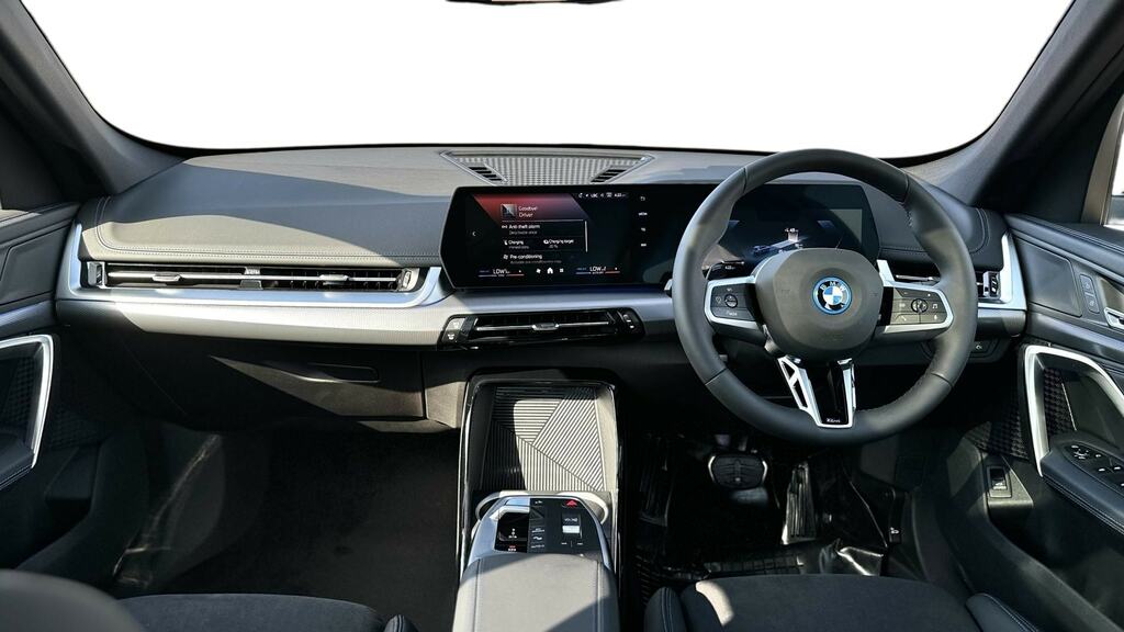 BMW iX1 150Kw Edrive20 M Sport 65Kwh 22Kwch Blue #4