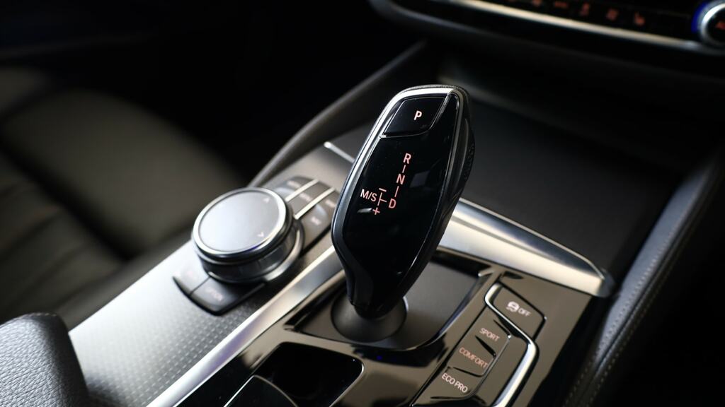 BMW 5 Series 530E M Sport Touring  #9