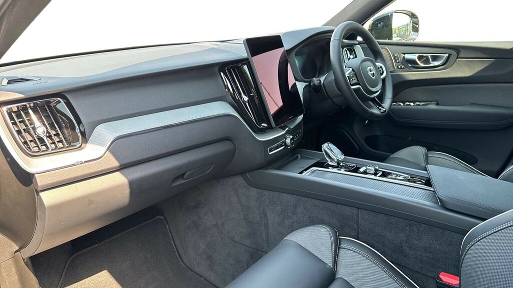Volvo XC60 2.0 T6 350 Phev Plus Black Ed Awd Geartronic YT26WCR Grey #4