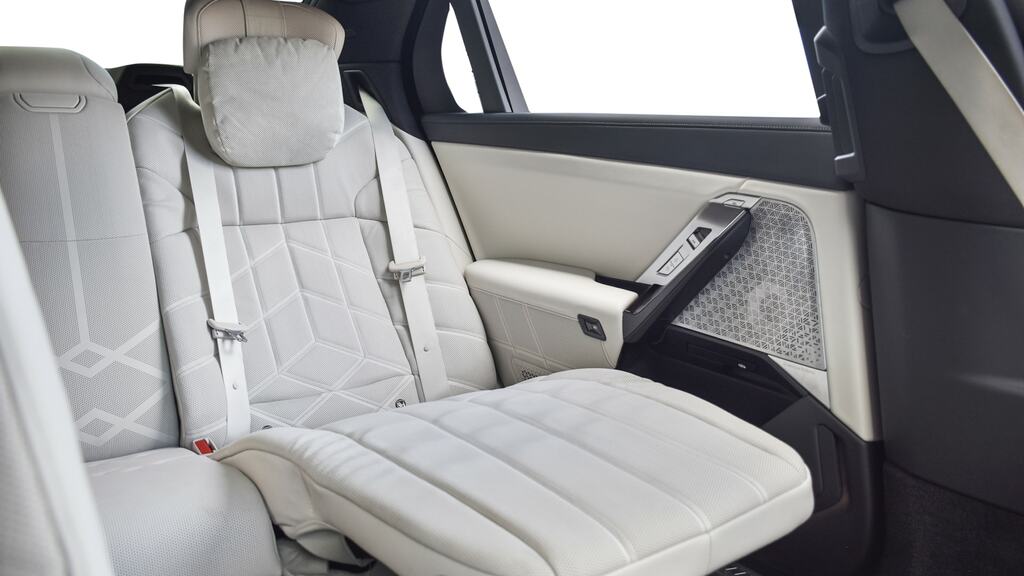 BMW 7 Series 750E Xdrive M Sport Blue #14