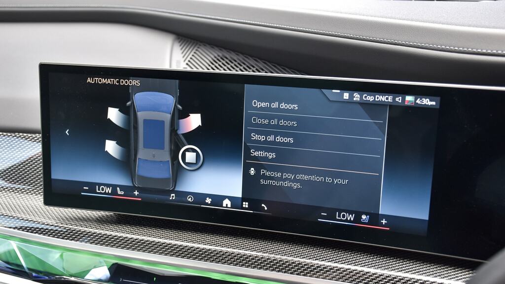 BMW 7 Series 750E Xdrive M Sport Blue #28