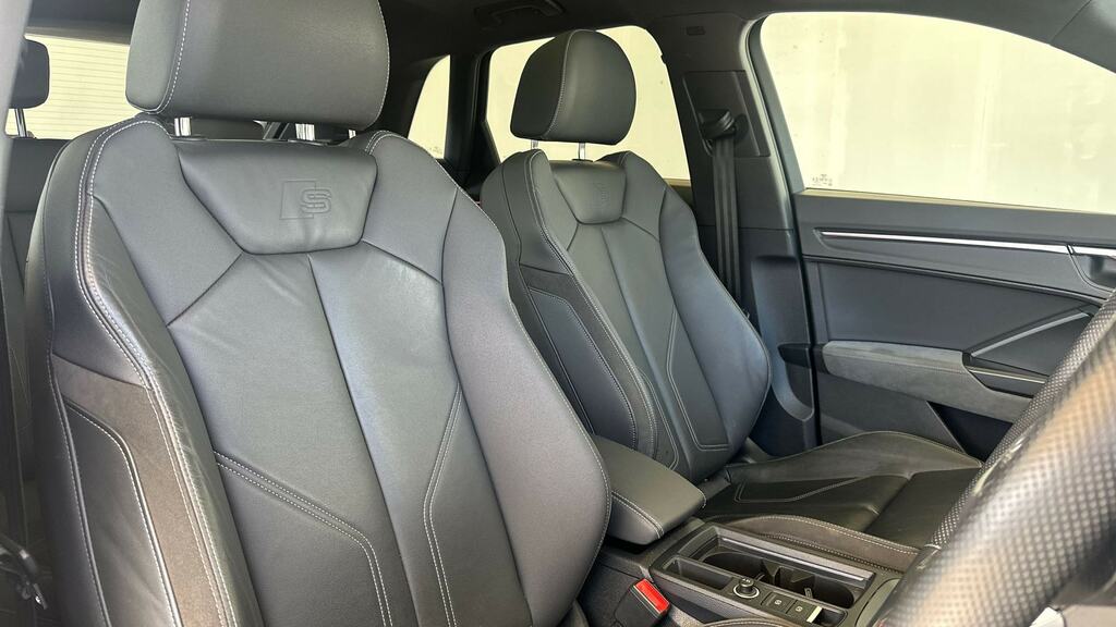 Audi Q3 Black Edition Black #15