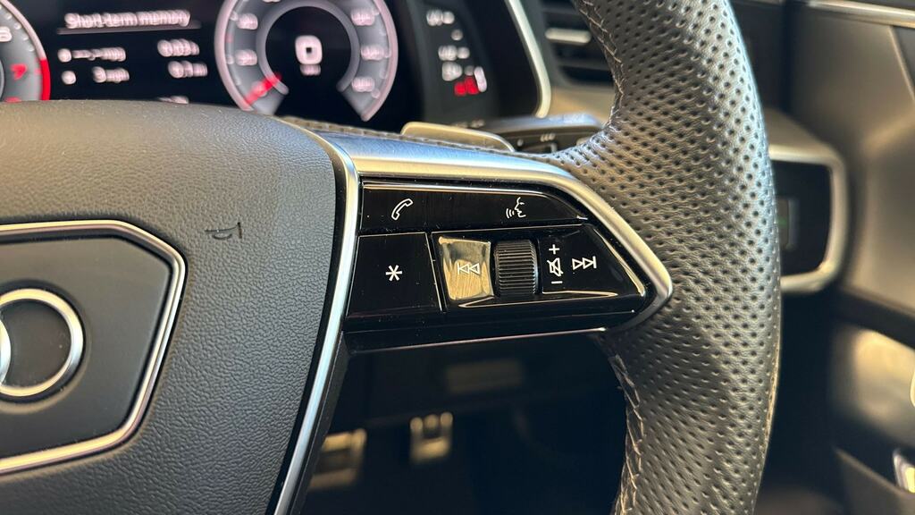 Audi A6 Avant 2L Black Edition Grey #18