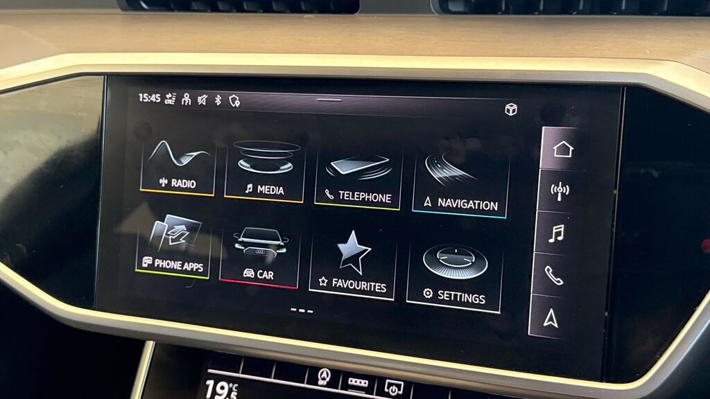 Audi A6 Avant 2L Black Edition Grey #19