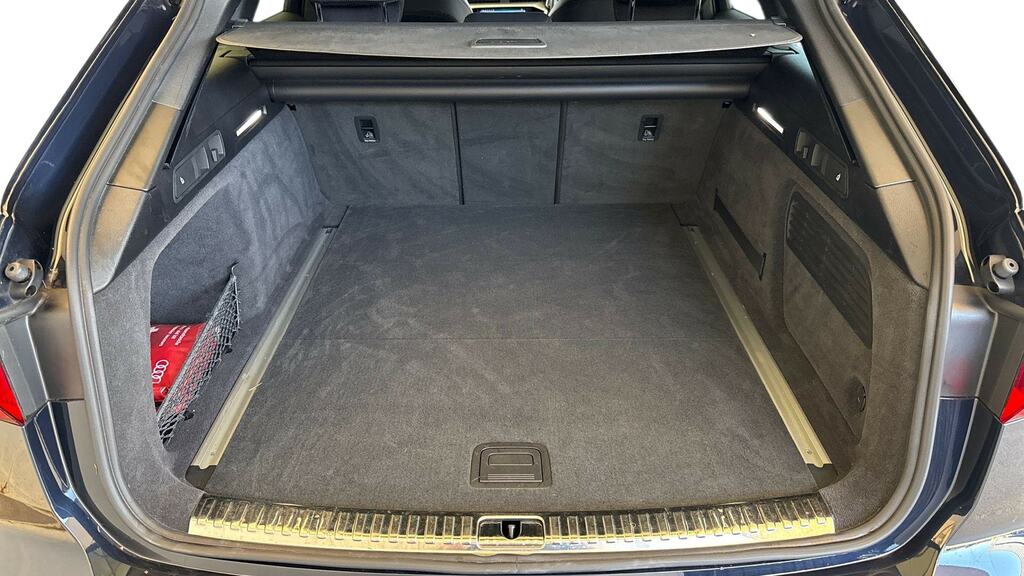 Audi A6 Avant 2L Black Edition Grey #20