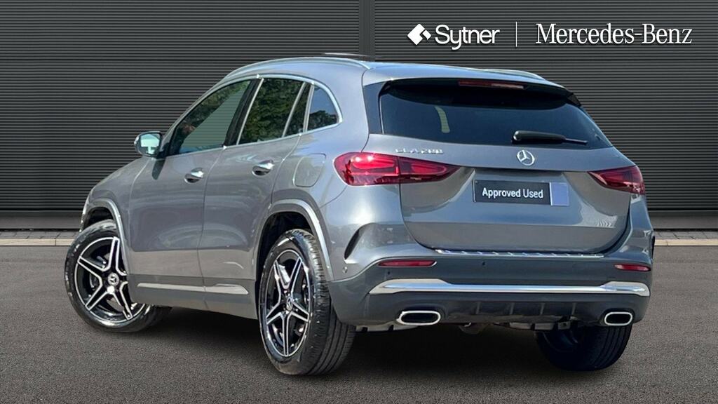 Mercedes-Benz GLA Class Gla 200 Amg Line Executive EK75BHL Grey #2