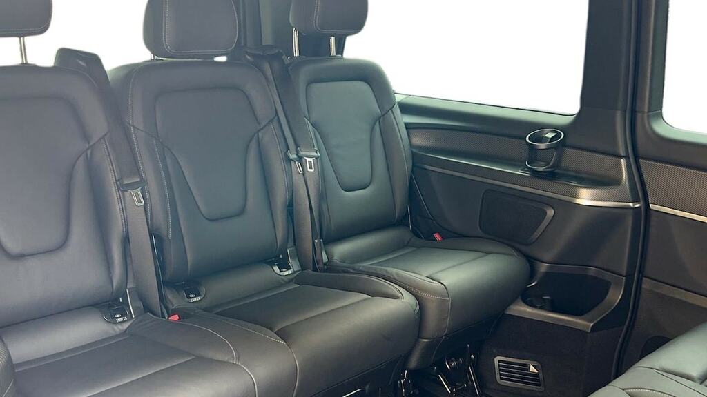 Mercedes-Benz V Class V300 D Premium Amg Line 9G-tronic Long Silver #4