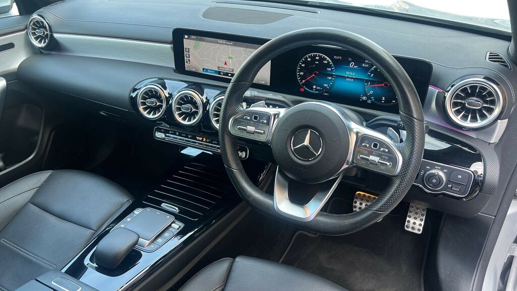 Mercedes-Benz CLA Class Cla 200 Amg Line Premium Tip Silver #3
