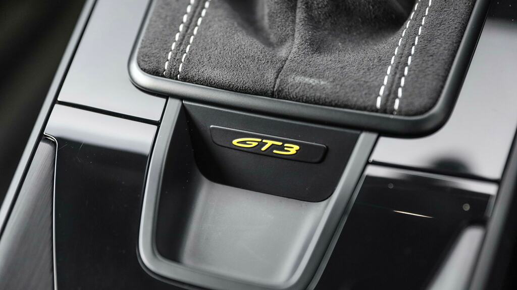 Porsche 911 2dr Pdk Green #14