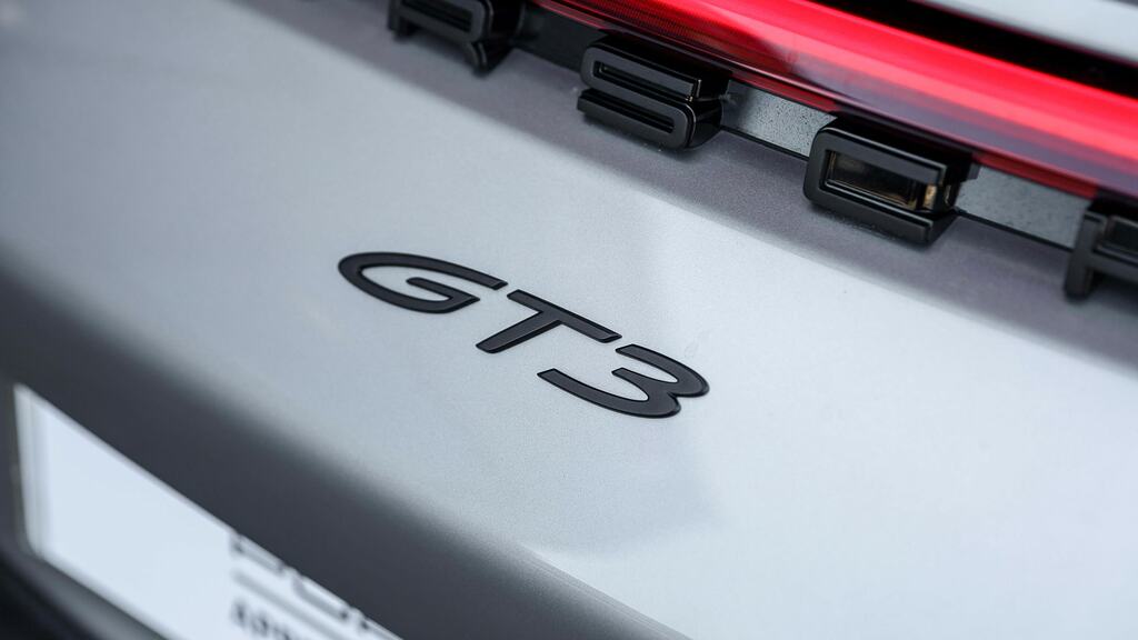 Porsche 911 2dr Pdk Green #34