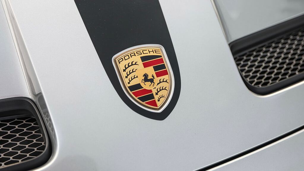 Porsche 911 2dr Pdk Green #26