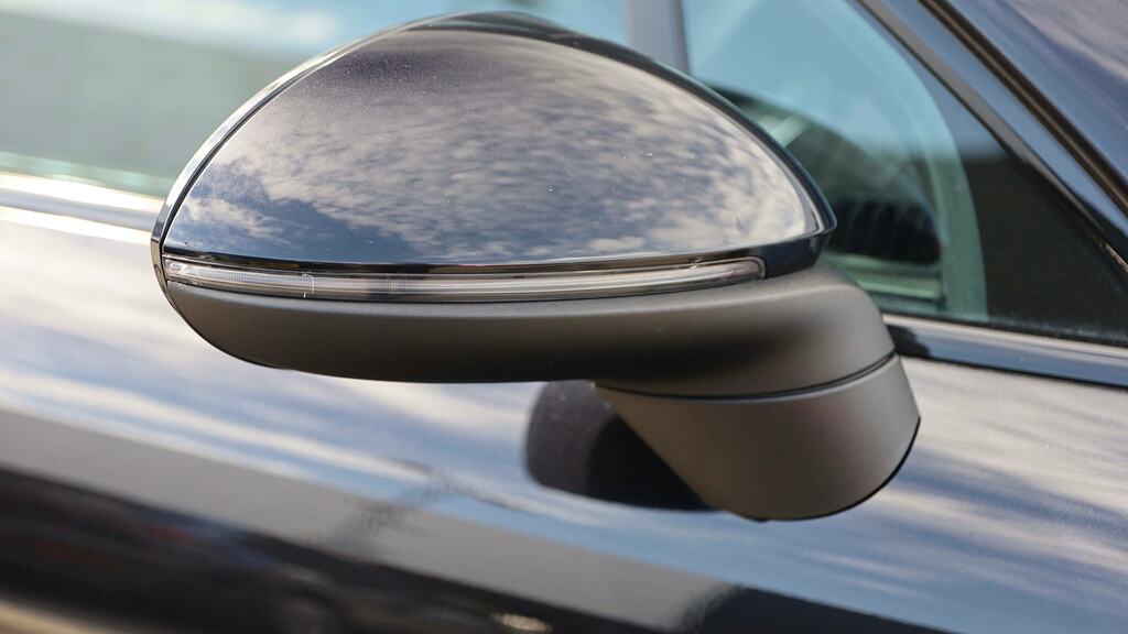 Porsche Cayenne Turbo Silver #30