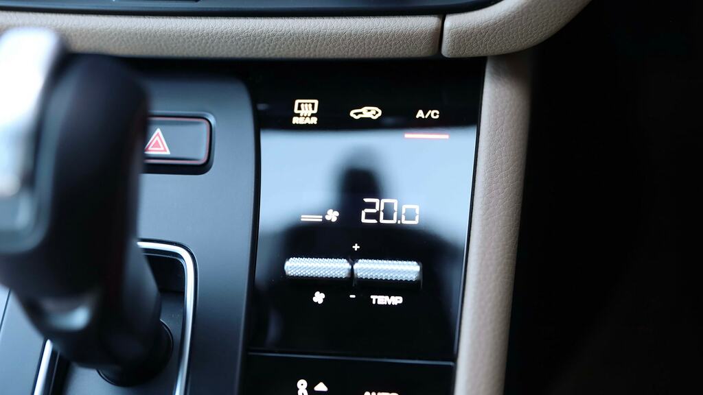 Porsche Macan 5dr Pdk Grey #23