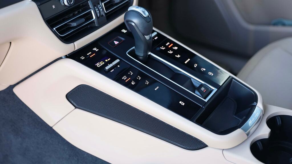Porsche Macan 5dr Pdk Grey #24