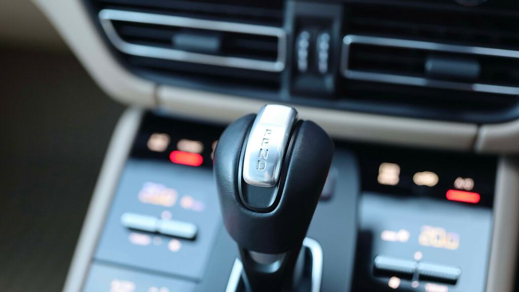 Porsche Macan 5dr Pdk Grey #22