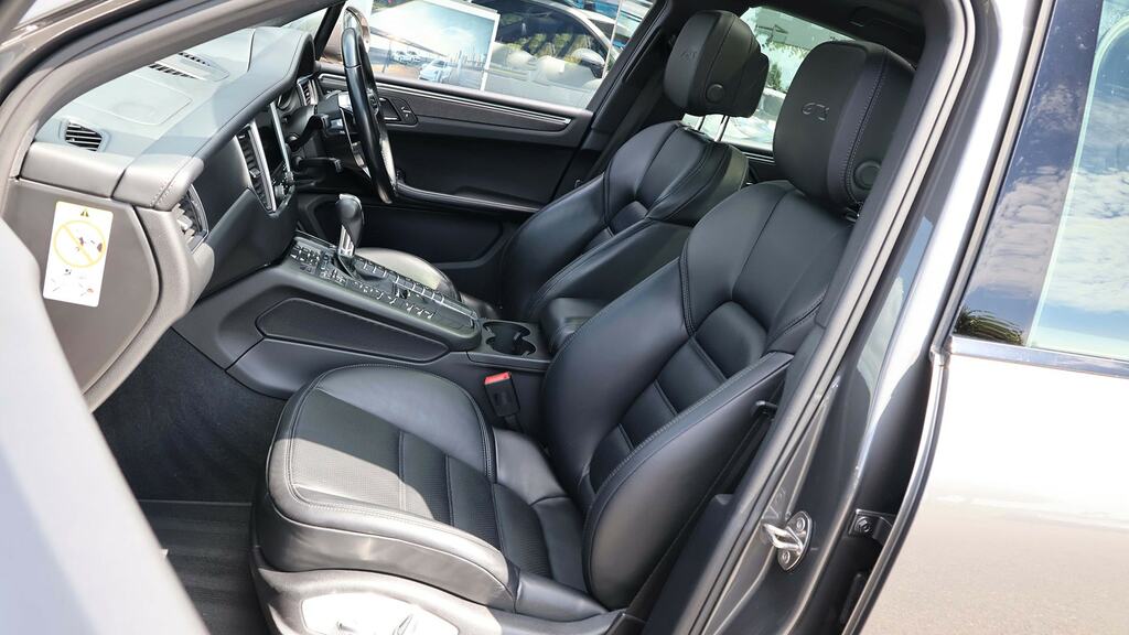 Porsche Macan 252 Pdk Black #14