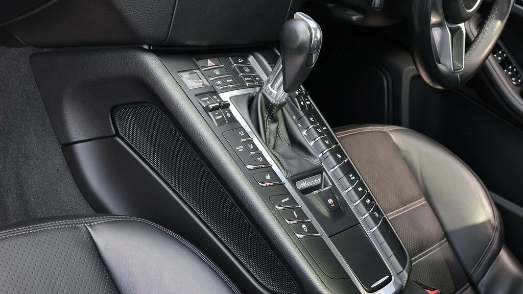Porsche Macan 252 Pdk Black #19