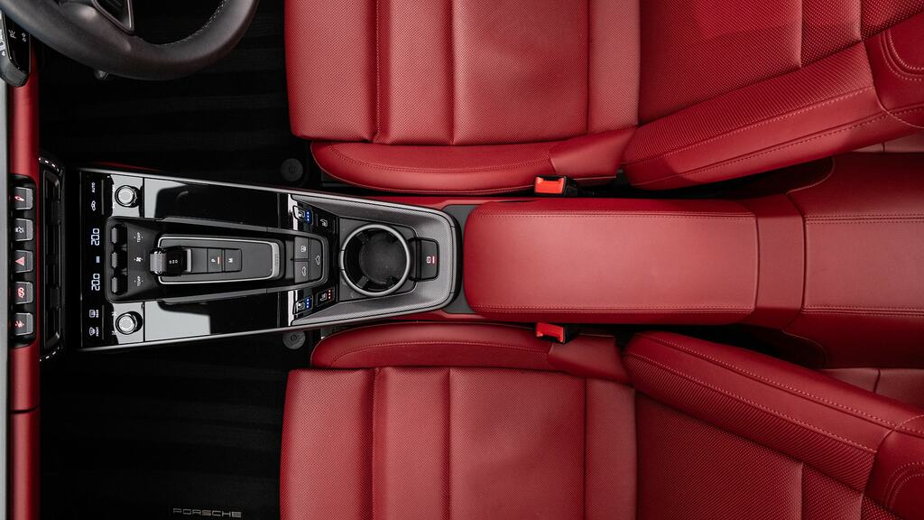 Porsche 911 2dr Pdk  #41