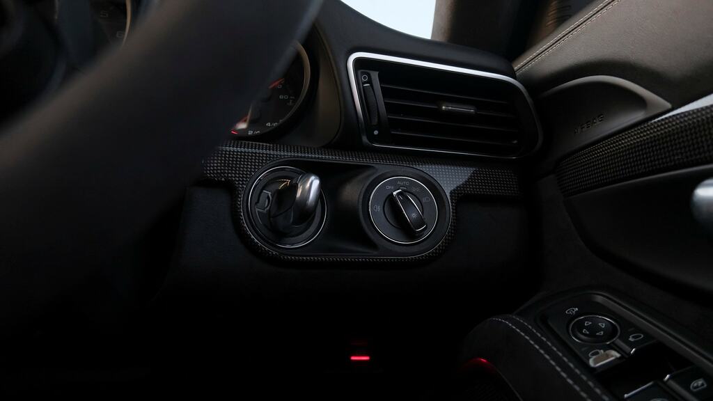 Porsche 911 Carrera S Pdk  #28