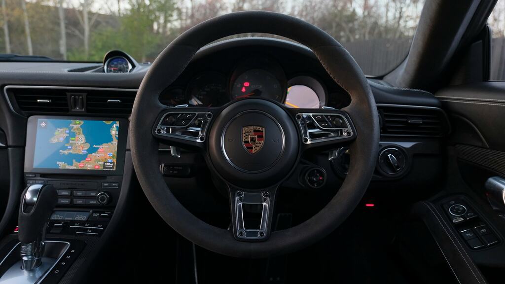 Porsche 911 Carrera S Pdk  #16