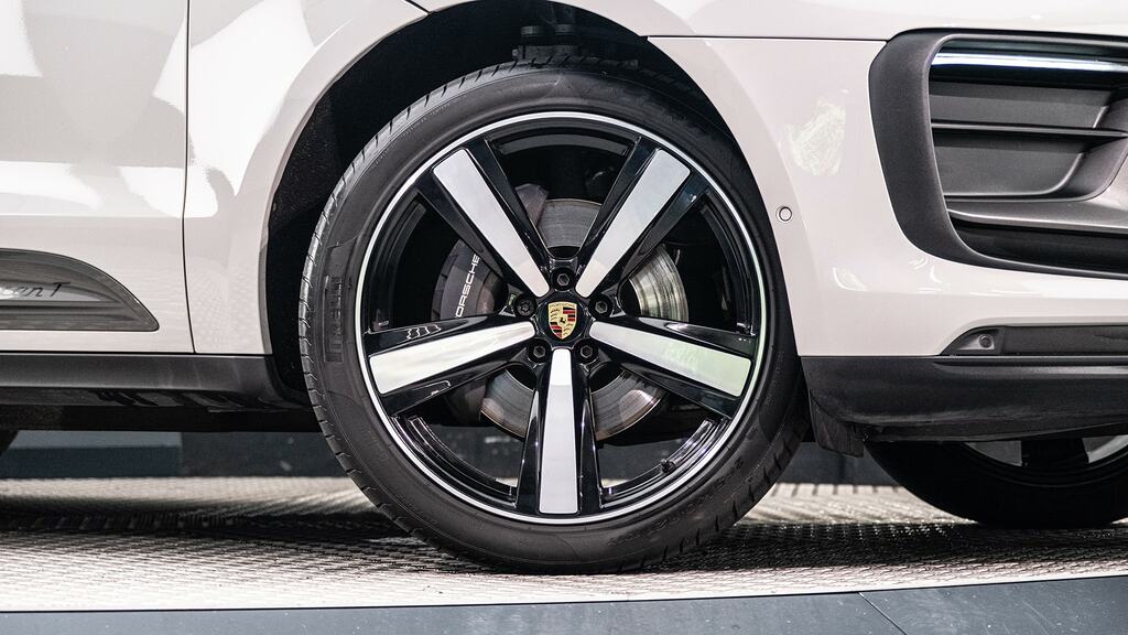 Porsche Macan Gts Pdk Grey #9