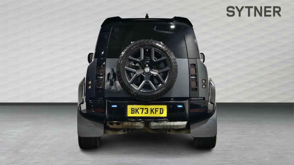 Land Rover Defender 110 3.0 D300 Hard Top X-dynamic Hse 3 Seat Grey #6
