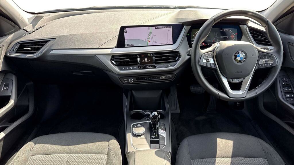 BMW 1 Series 118I 136 Se Step Live Cockpit Pro Black #4