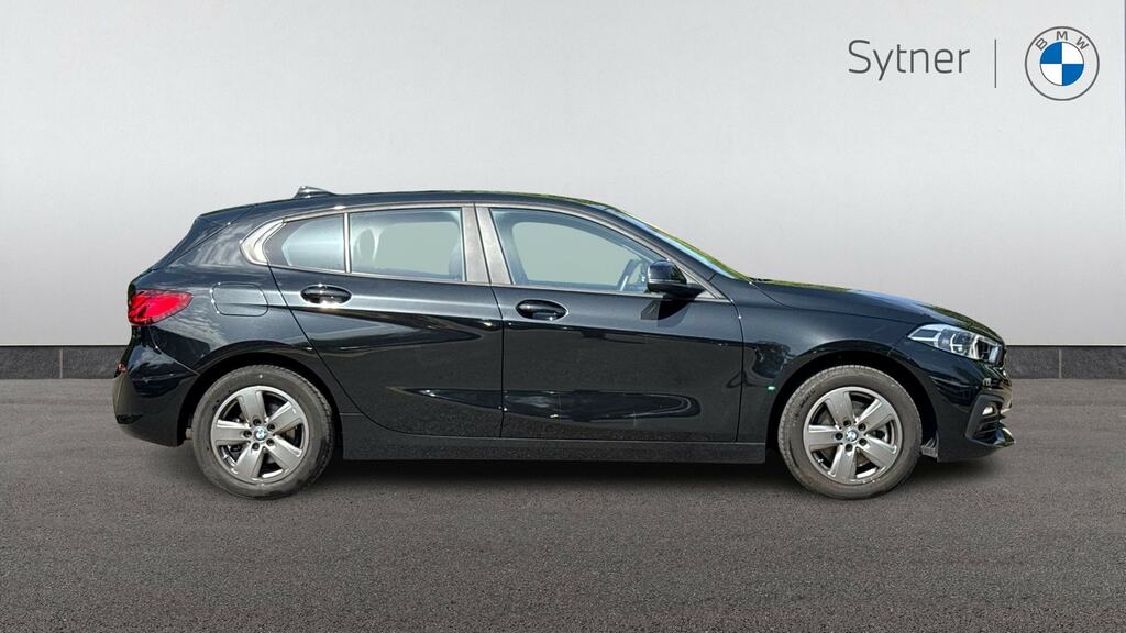 BMW 1 Series 118I 136 Se Step Live Cockpit Pro Black #3