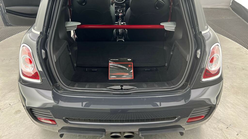 Mini Hatch 1.6 One Sport Chili White #13