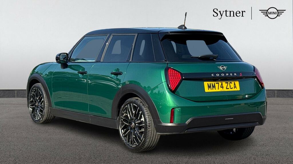 Mini Hatch 2.0 S Exclusive Level 2 MM74ZCA Green #2