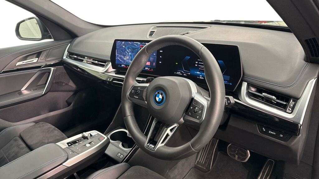 BMW X1 Xdrive 30E M Sport Step Black #6