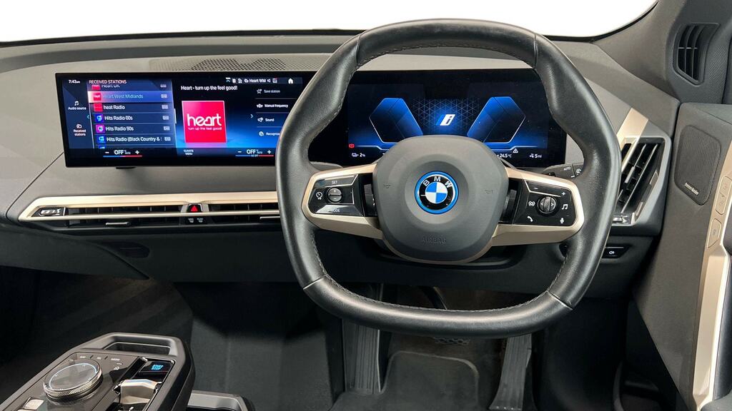 BMW iX 240Kw Xdrive40 M Sport 76.6Kwh Black #5