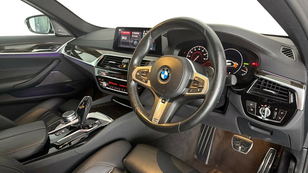 BMW 5 Series 530E M Sport Black #9