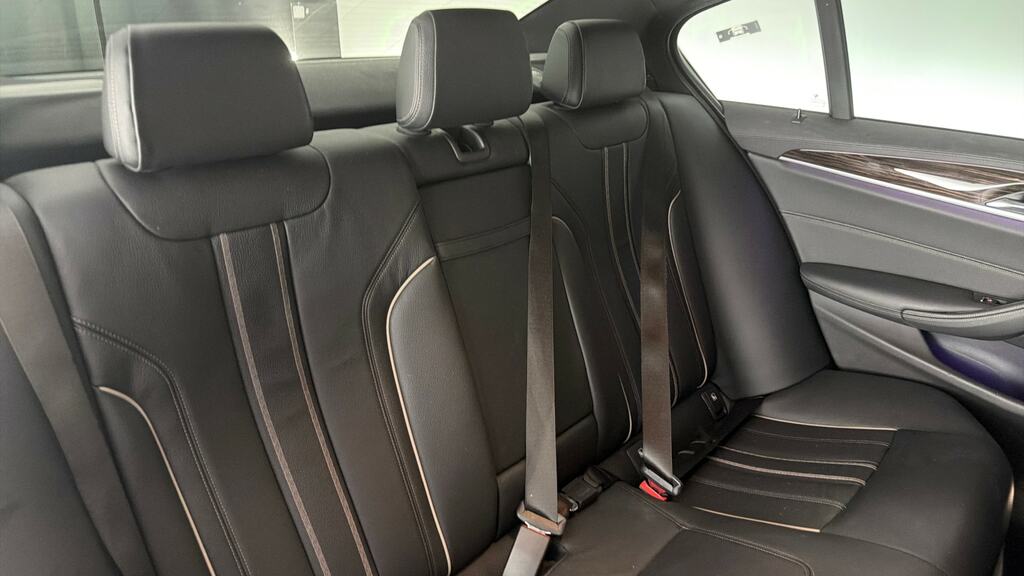 BMW 5 Series 530E M Sport Black #12
