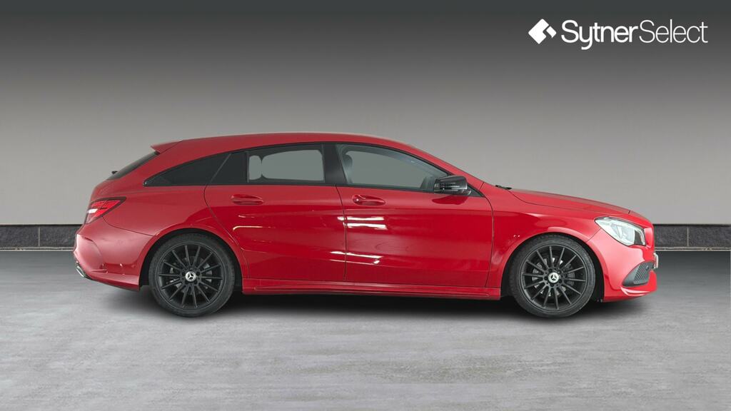 Mercedes-Benz CLA Class Cla 200 Amg Line Night Edition Tip Red #3