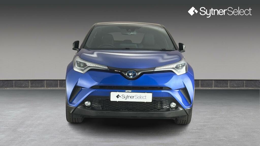 Toyota C-Hr Dynamic White #4