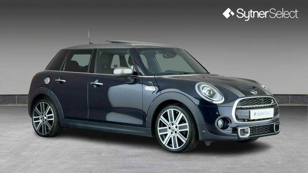 Mini Hatch 2.0 Cooper S Exclusive II Comfortnav Black