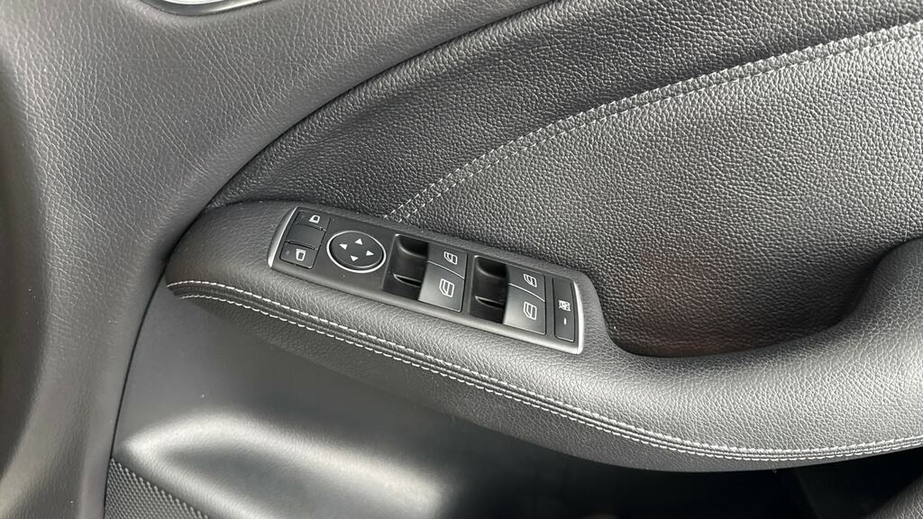Mercedes-Benz B Class 2.1 B200d Black #21