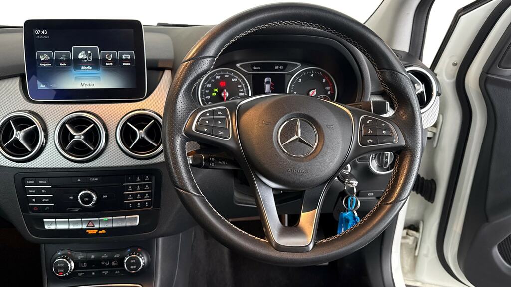 Mercedes-Benz B Class 2.1 B200d Black #8