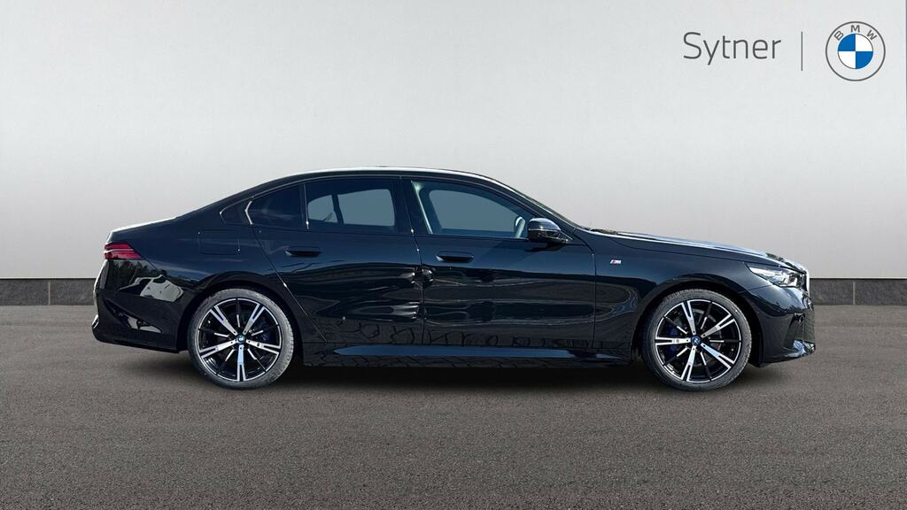 BMW 5 Series 530E M Sport Touring Blue #3