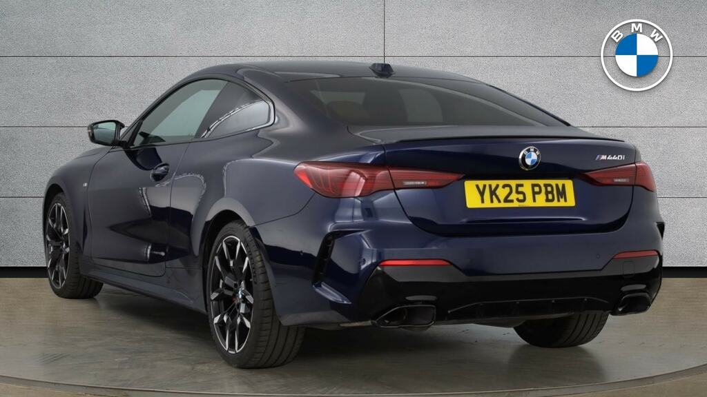 BMW 4 Series Gran Coupe M440i Xdrive Mht Step Blue #2