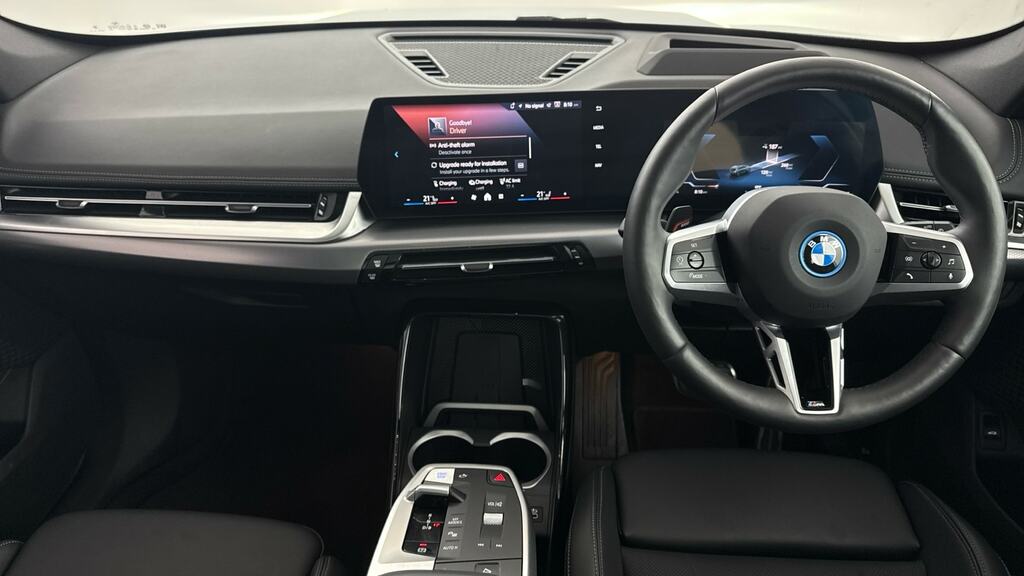 BMW iX1 150Kw Edrive20 M Sport 65Kwh Techpro Blue #4