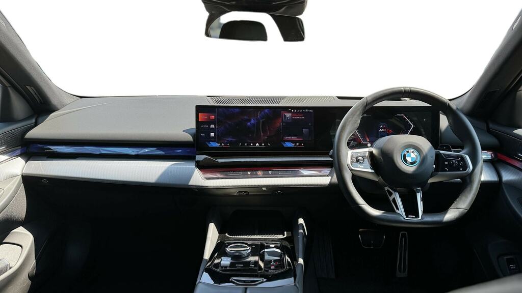 BMW 5 Series 530E M Sport BJ24AOK Blue #4