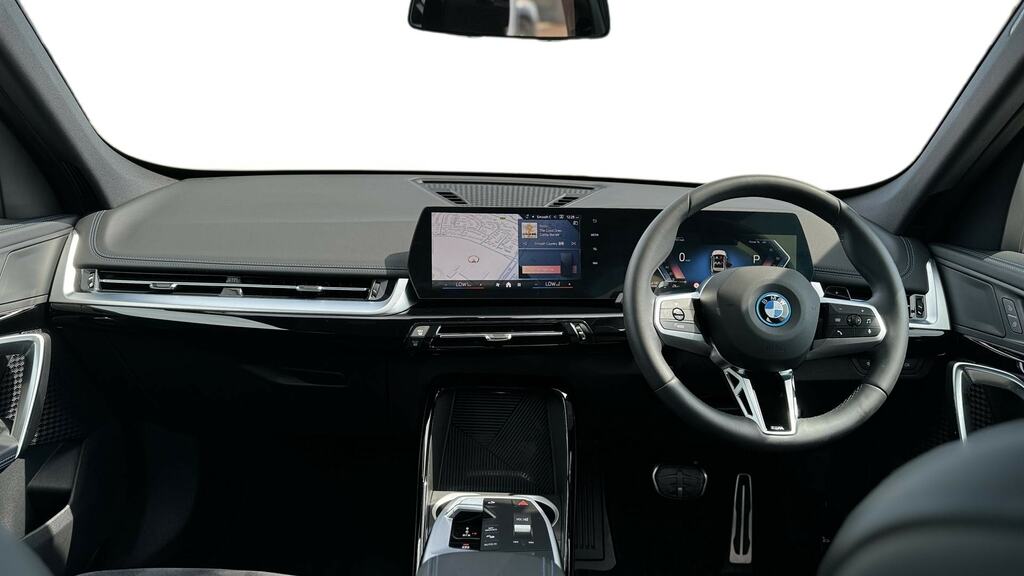 BMW X1 Xdrive 25E M Sport Step White #4