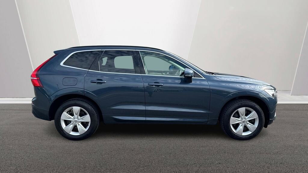 Volvo XC60 2.0 B4d Momentum Awd Geartronic Blue #3