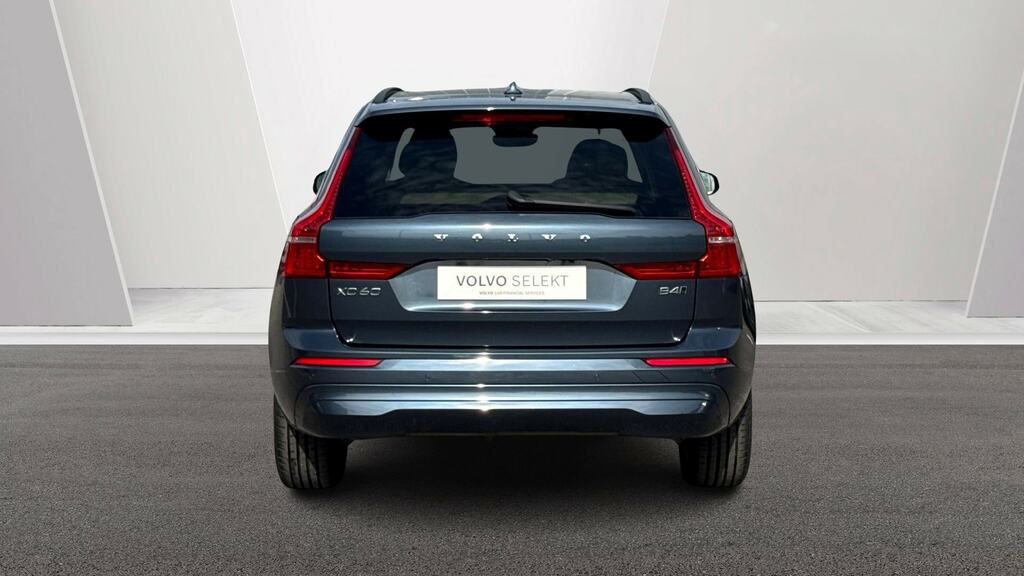 Volvo XC60 Plus Black #13