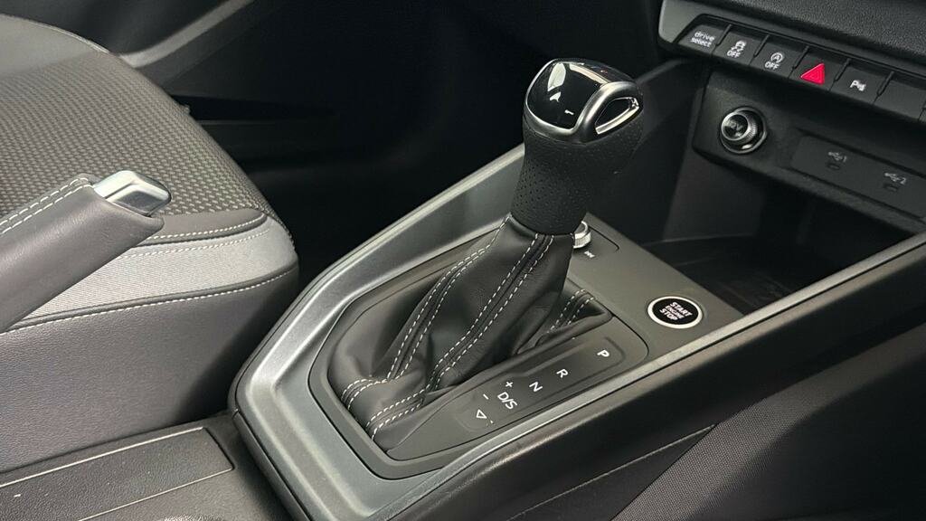 Audi A1 25 Tfsi Black Edition Grey #14