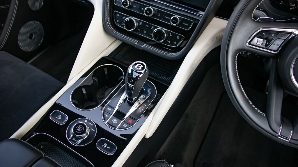 Bentley Bentayga Bentayga V8 Azure Green #17