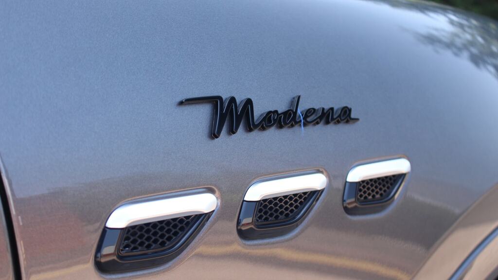 Maserati Grecale V6 Trofeo Grey #19
