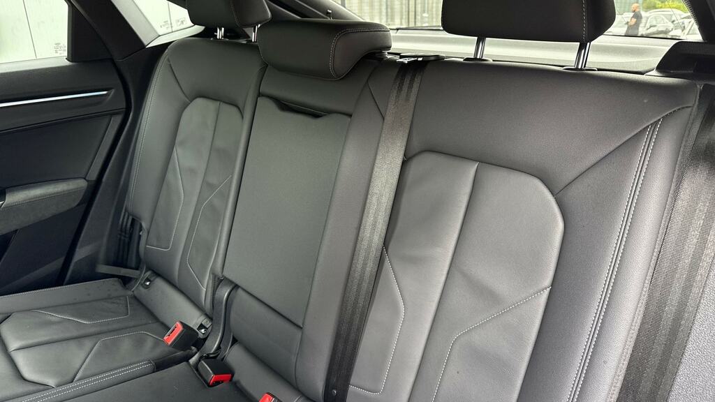 Audi Q3 Audi Q3 S Line 35 Tdi 150 Ps S Tronic Grey #16